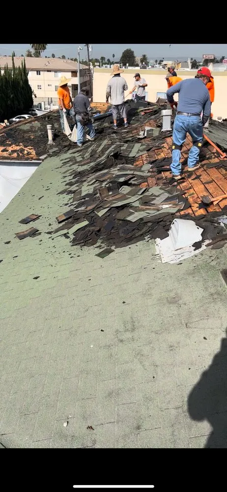 Slide of Roofing Folgar