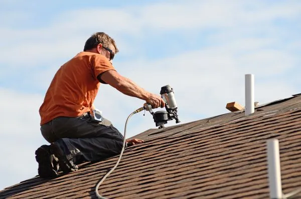 Roofing GR Logo