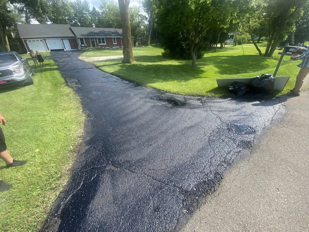 Slide of Roofing Guys Services