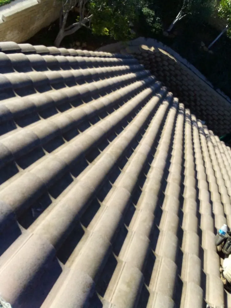 Slide of Roofing Hands Renovations