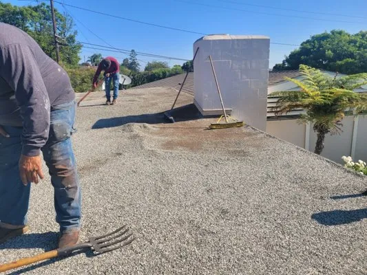 Roofing Hands Renovations Logo