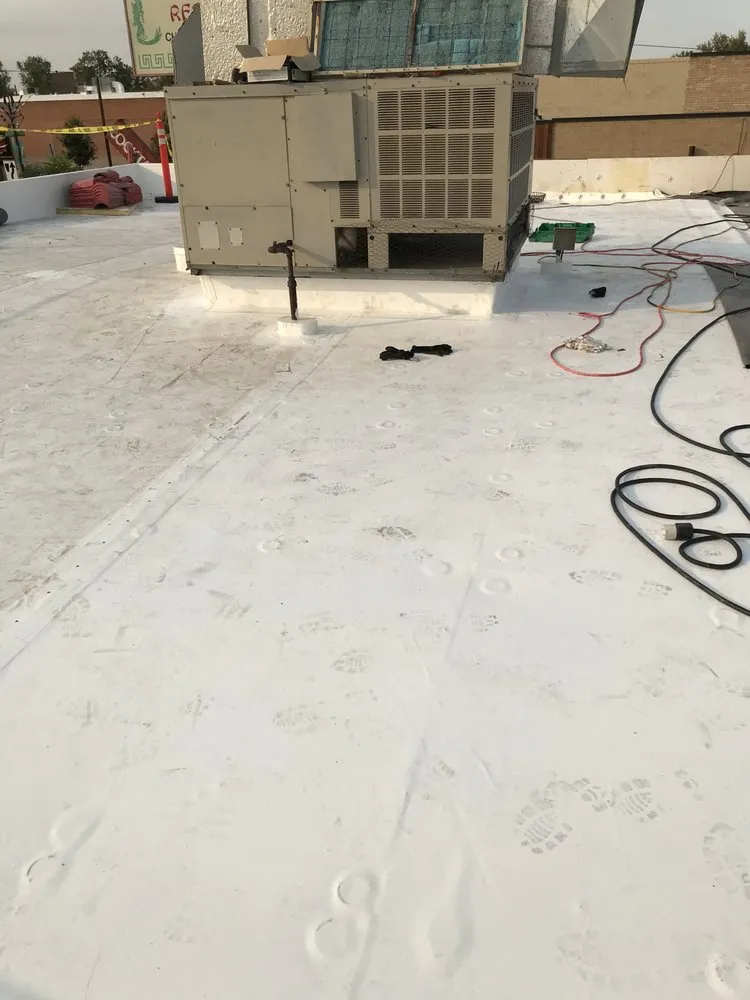 Slide of Roofing Hermanos Iraheta