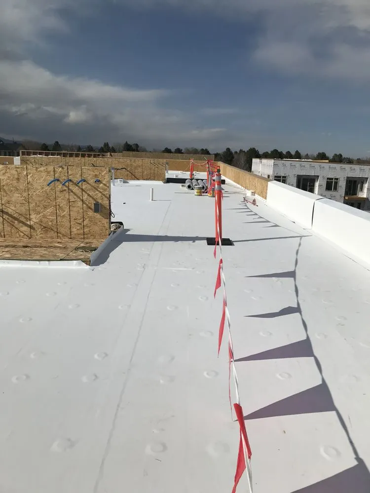 Slide of Roofing Hermanos Iraheta