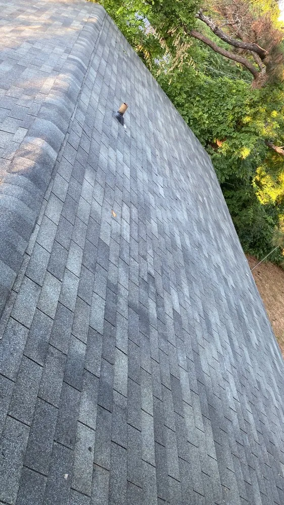 Slide of ROOFING Hernández