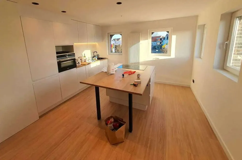 Slide of Roofing Hunter’s