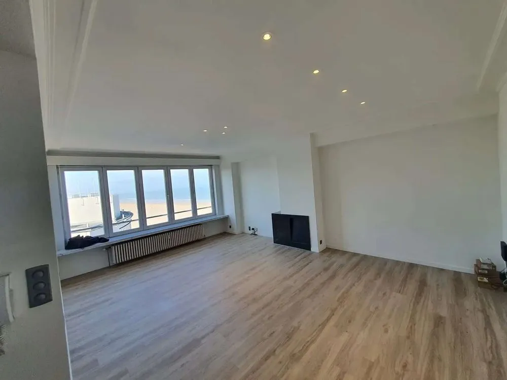 Slide of Roofing Hunter’s