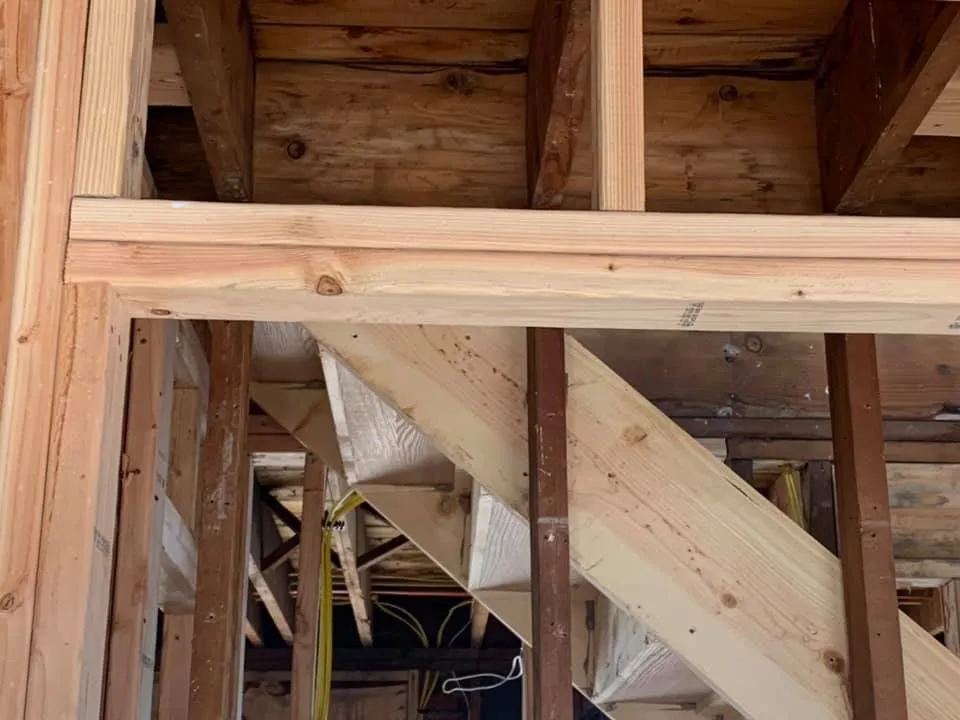 Slide of Roofing King