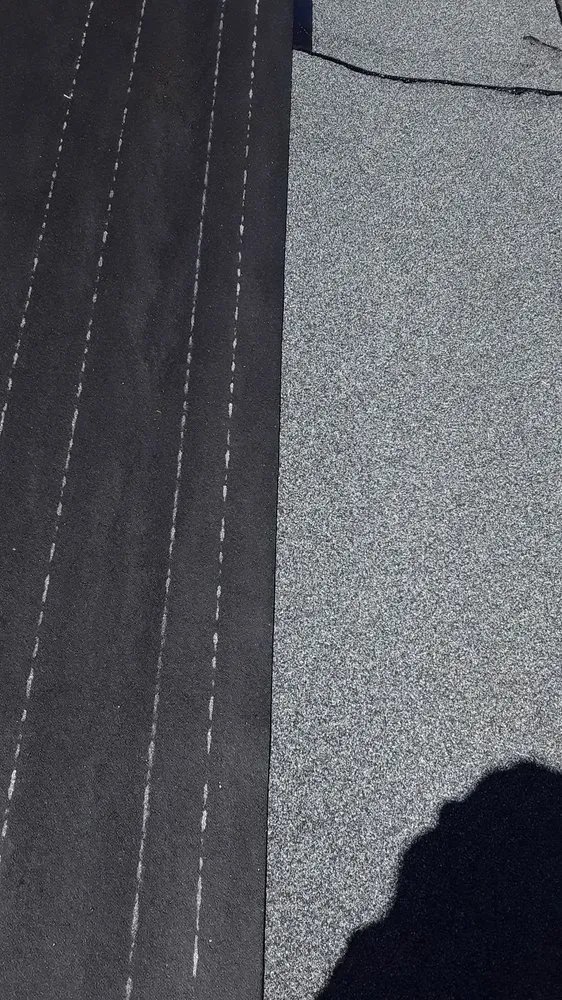 Slide of Roofing Leivas