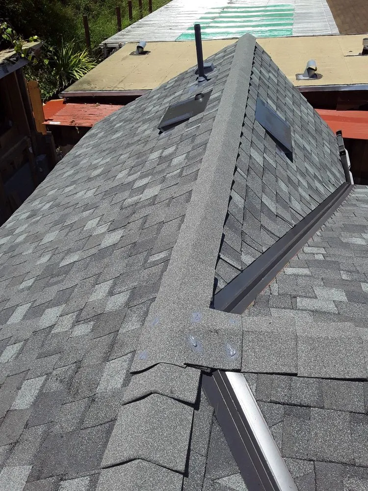 Slide of Roofing Leivas