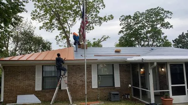 Slide of Roofing Monge renovación