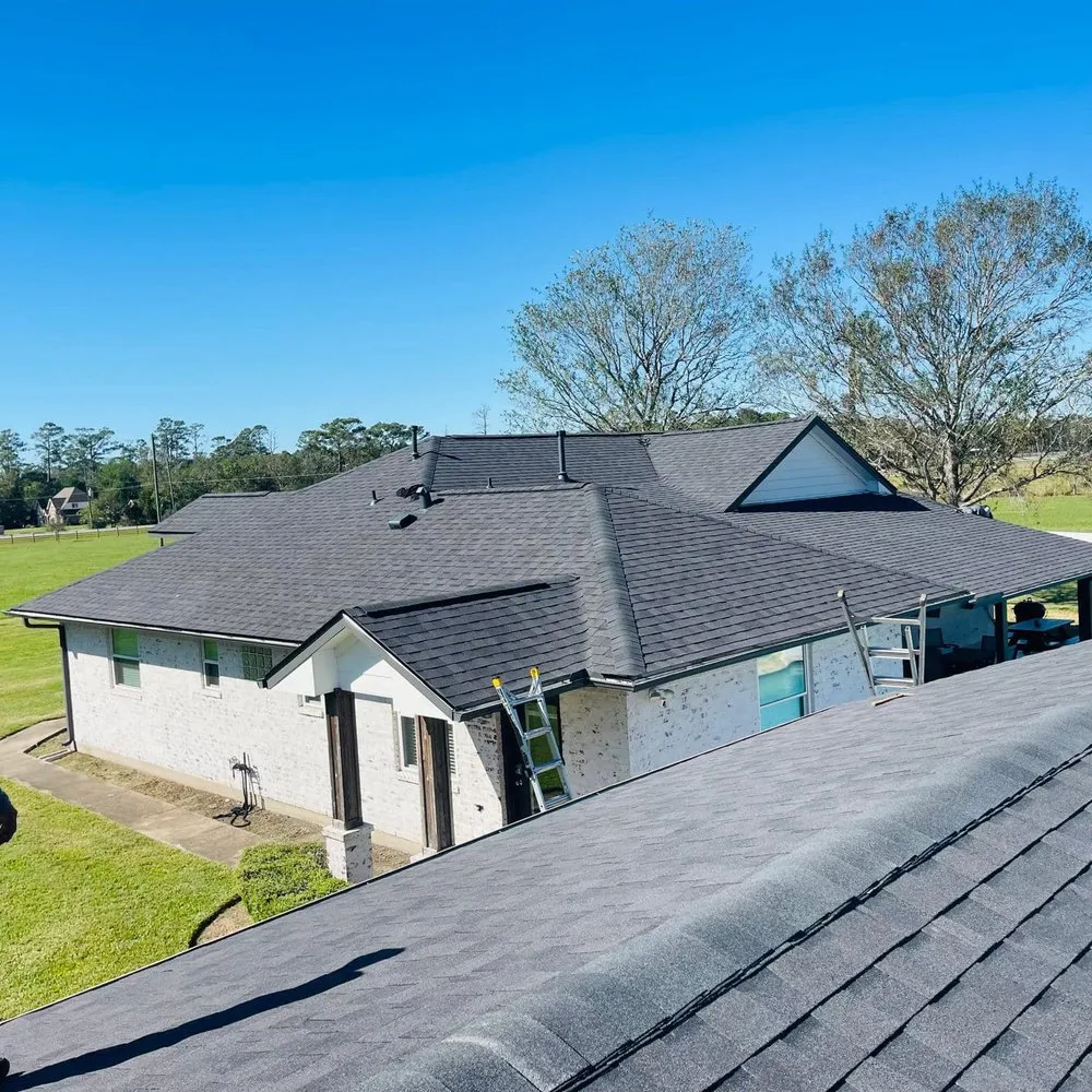 Reliable roof installation for homes in Settlers Village, TX by Roofing OT