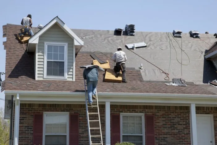 Slide of Roofing Parma