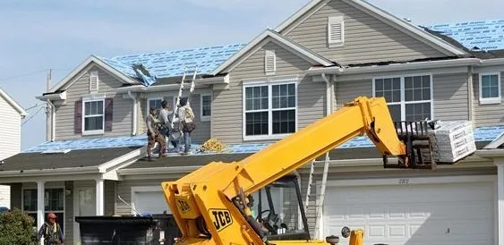 Slide of Roofing Parma