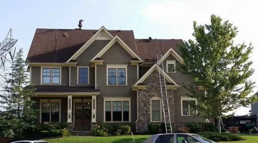 Slide of Roofing Parma