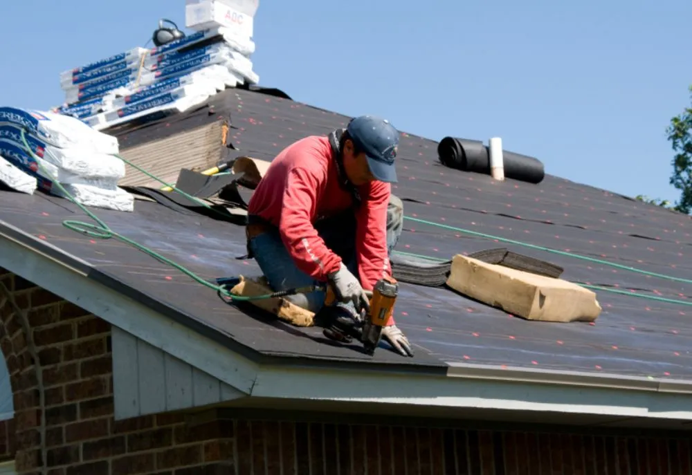 Slide of Roofing Parma