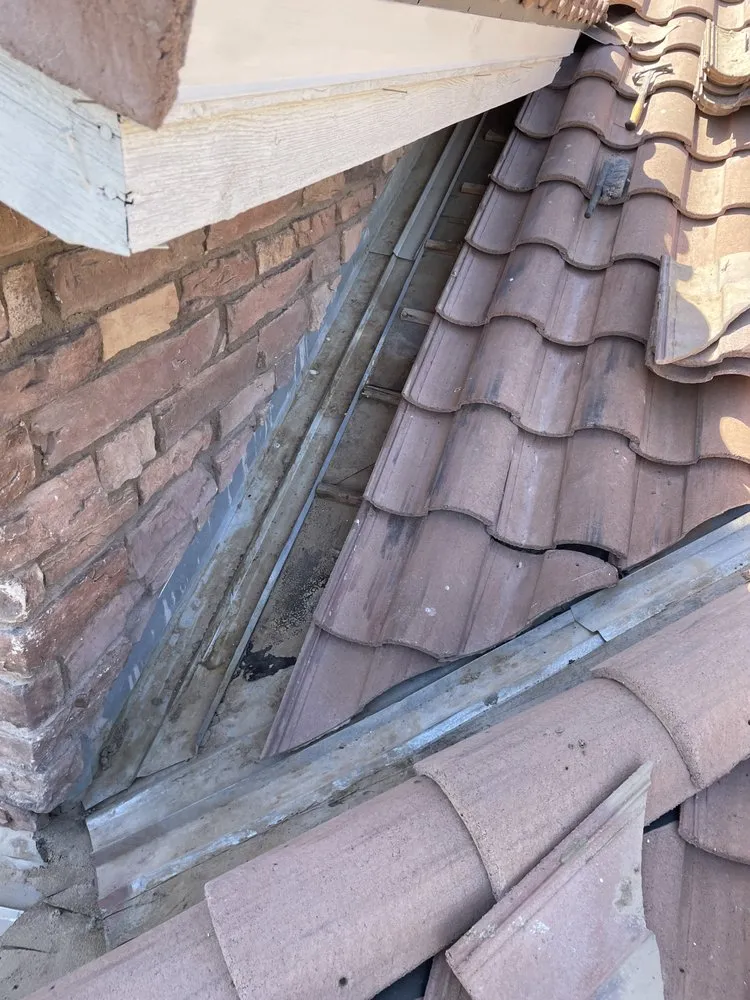 Slide of Roofing Proaz