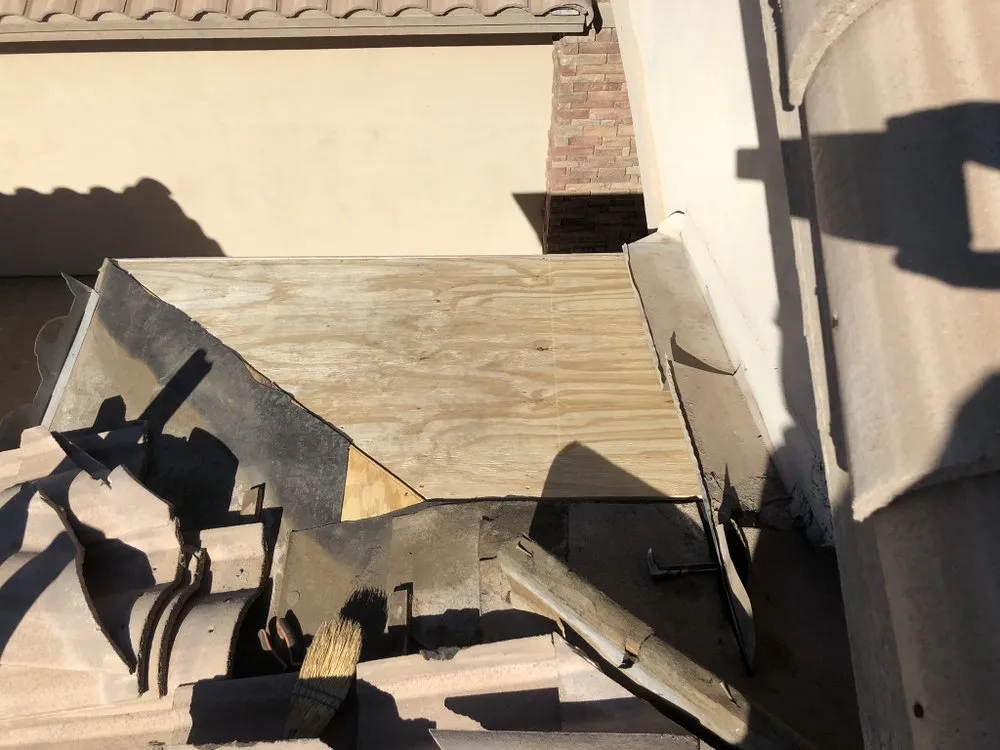 Slide of Roofing Proaz