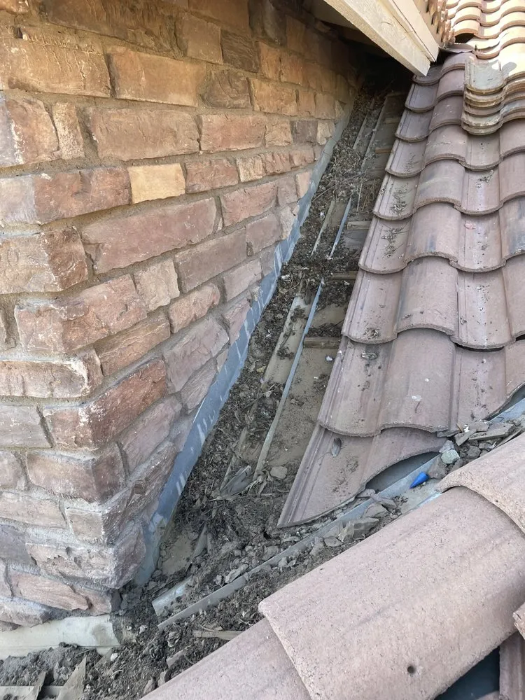 Slide of Roofing Proaz