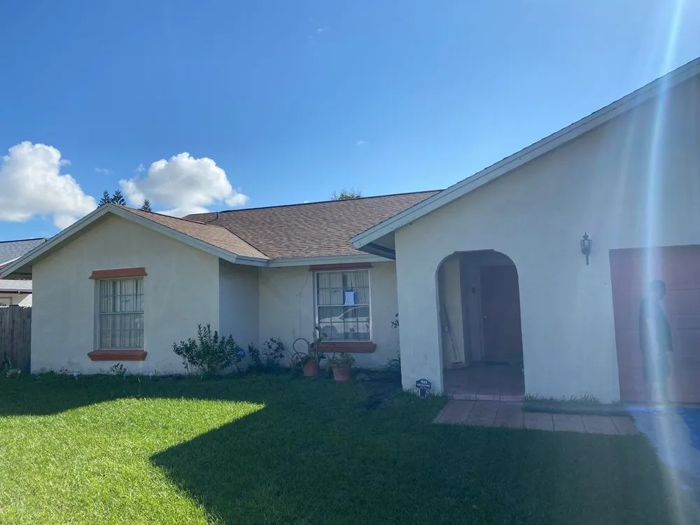 Slide of Roofing Pros USA