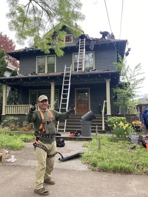 Roofing Rain OR Shine Logo