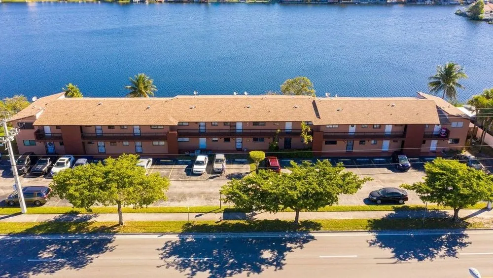 Slide of Roofing Royale