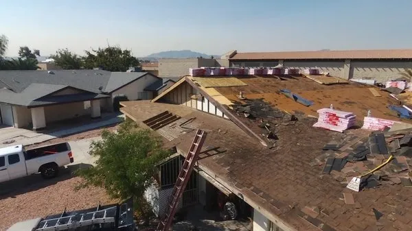 Roofing Sales Rep Lance Logo