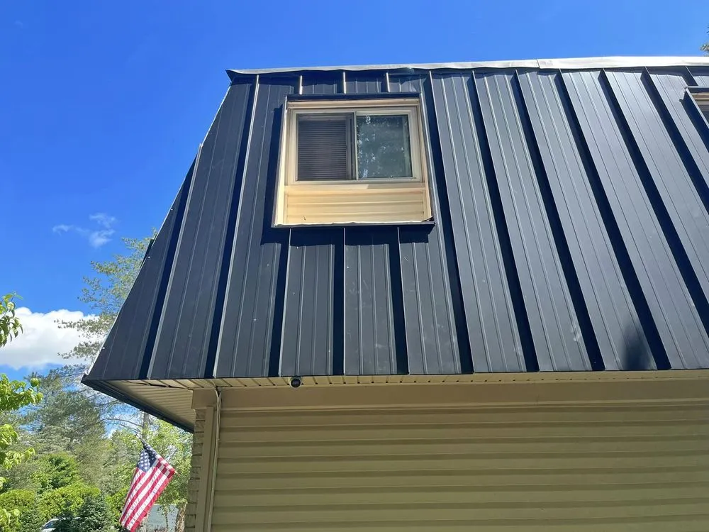 Slide of Roofing Salinas