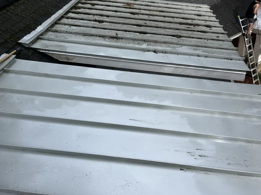 Slide of Roofing Service & Supplies