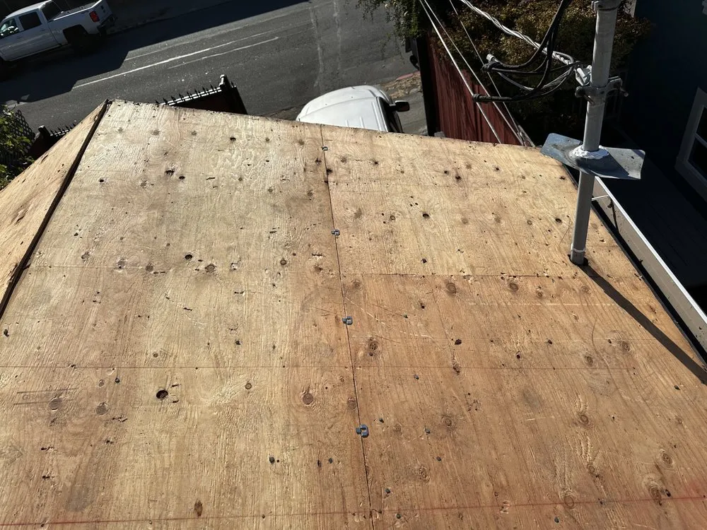 Slide of Roofing Service M&M