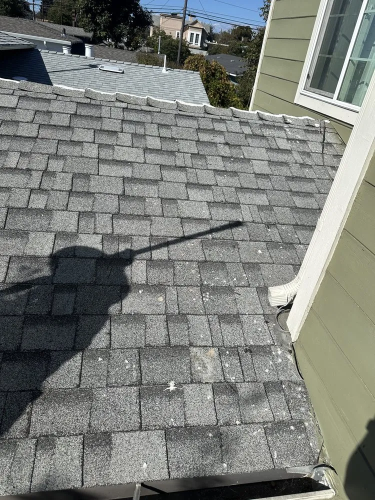 Slide of Roofing Service M&M