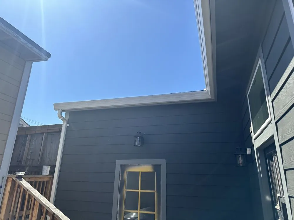 Slide of Roofing Service M&M