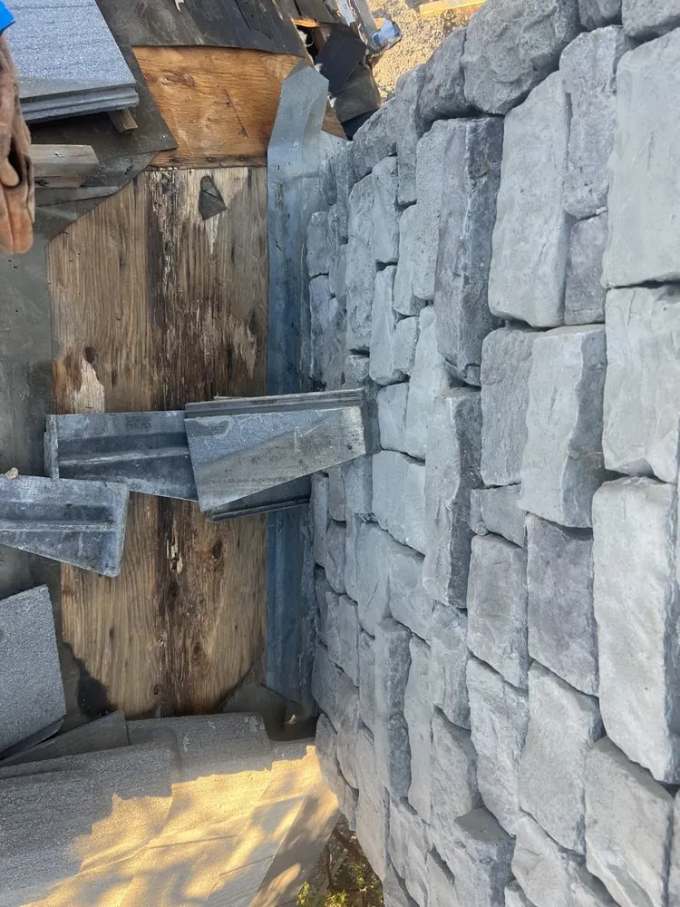 Slide of Roofing Service’s