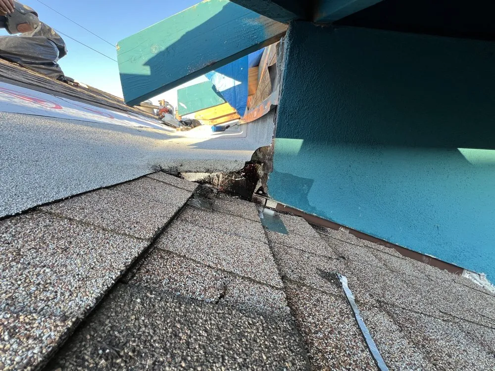 Slide of Roofing Service’s