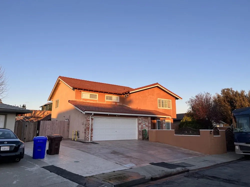 Slide of Roofing Solutions