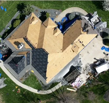 Roofing Solutions JOE Logo