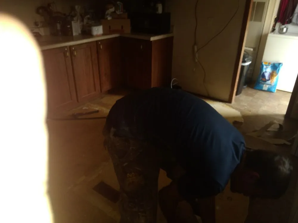 Slide of Roofing Specialist