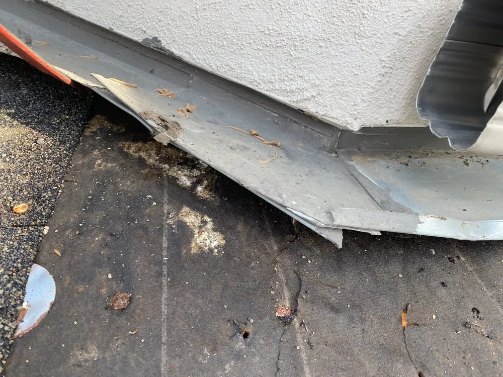 Slide of Roofing Specialist