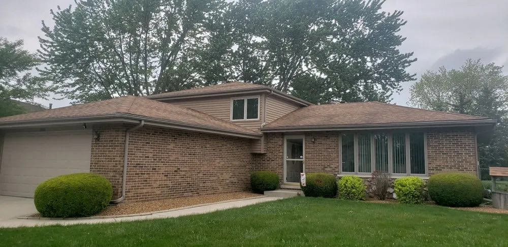 Slide of Roofing Staff & Remodeling