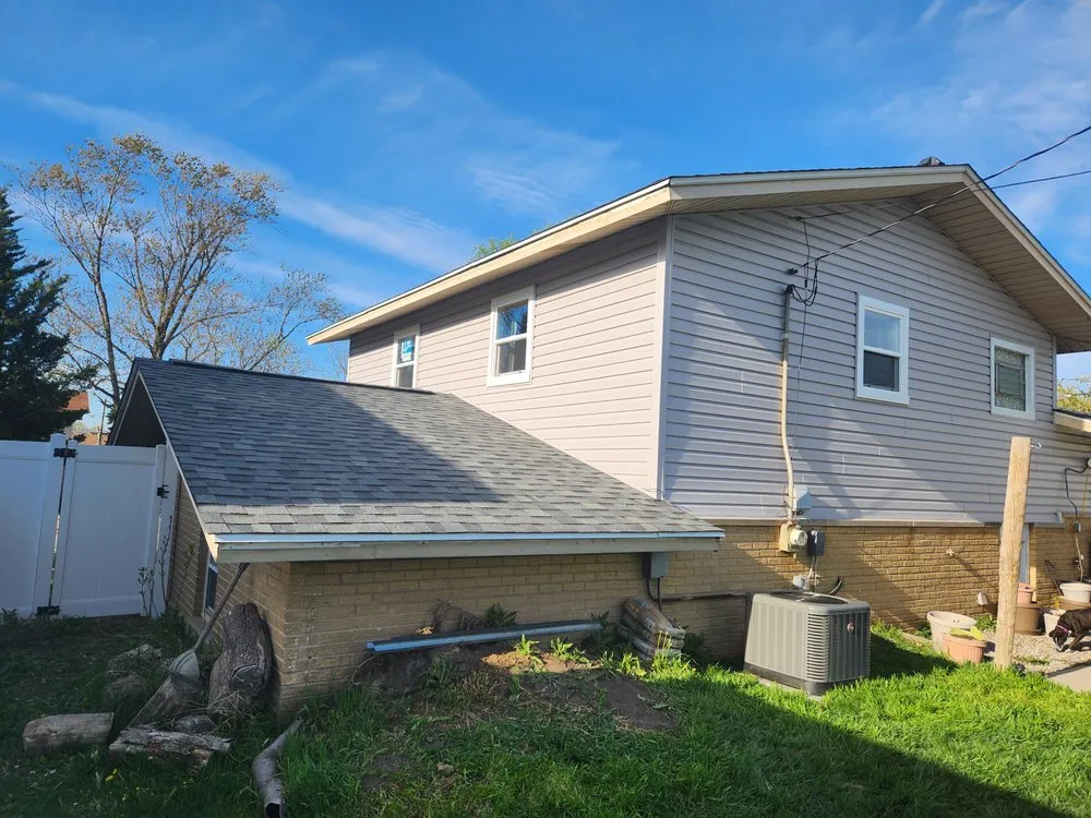 Slide of Roofing Staff & Remodeling