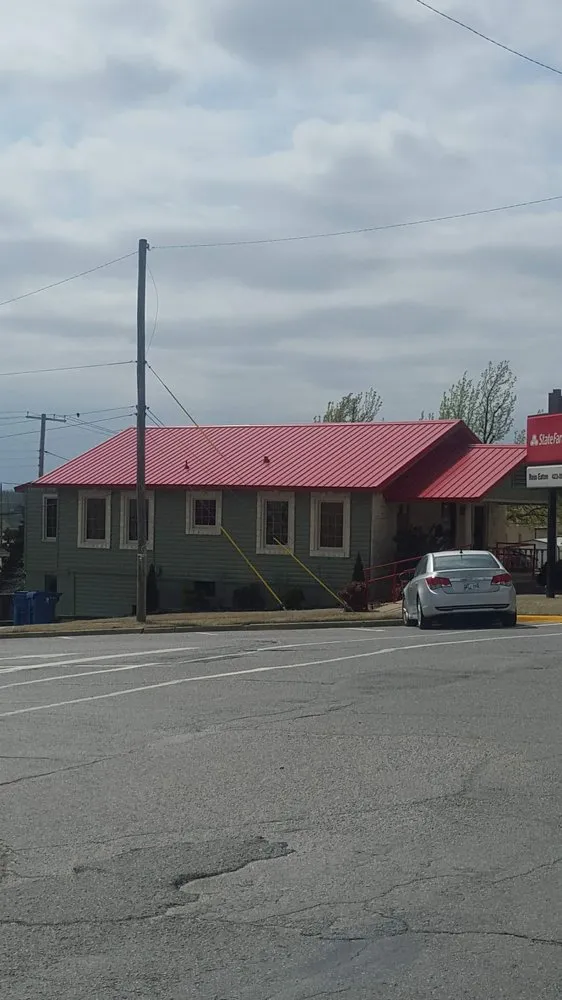 Slide of Roofing Supreme