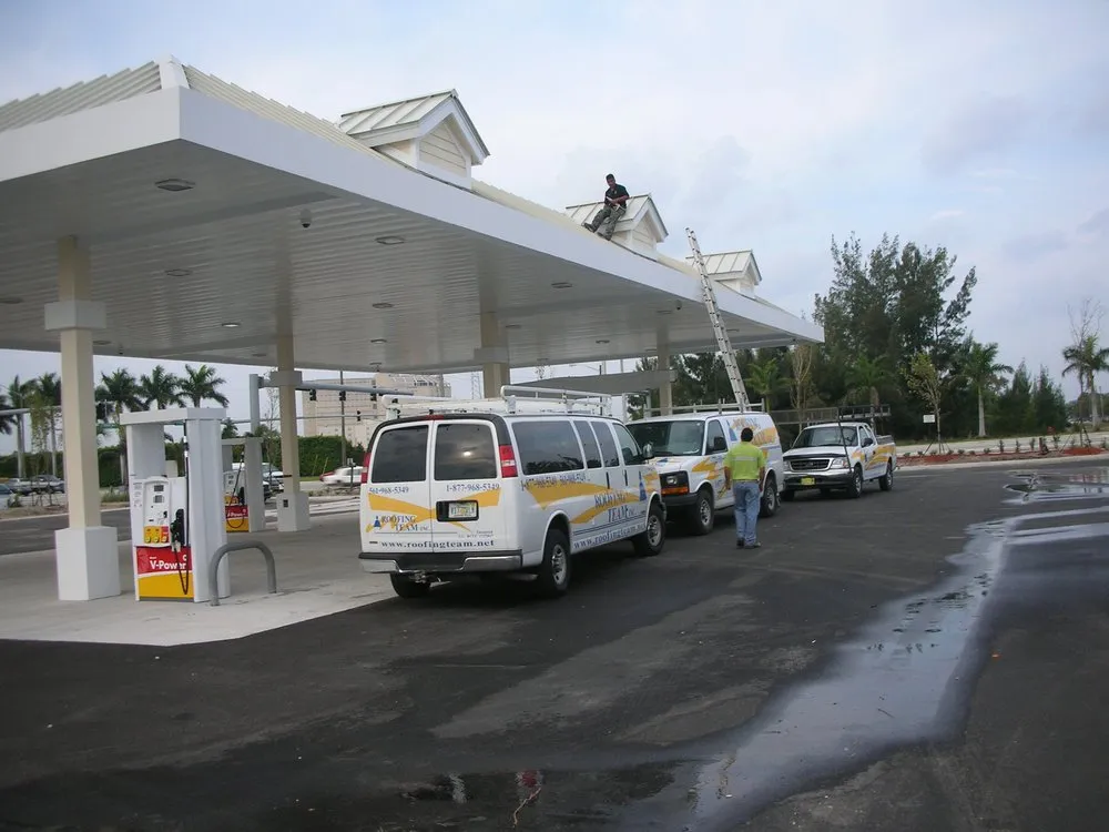 Professional roof installation experts serving Perth, FL - Roofing Team