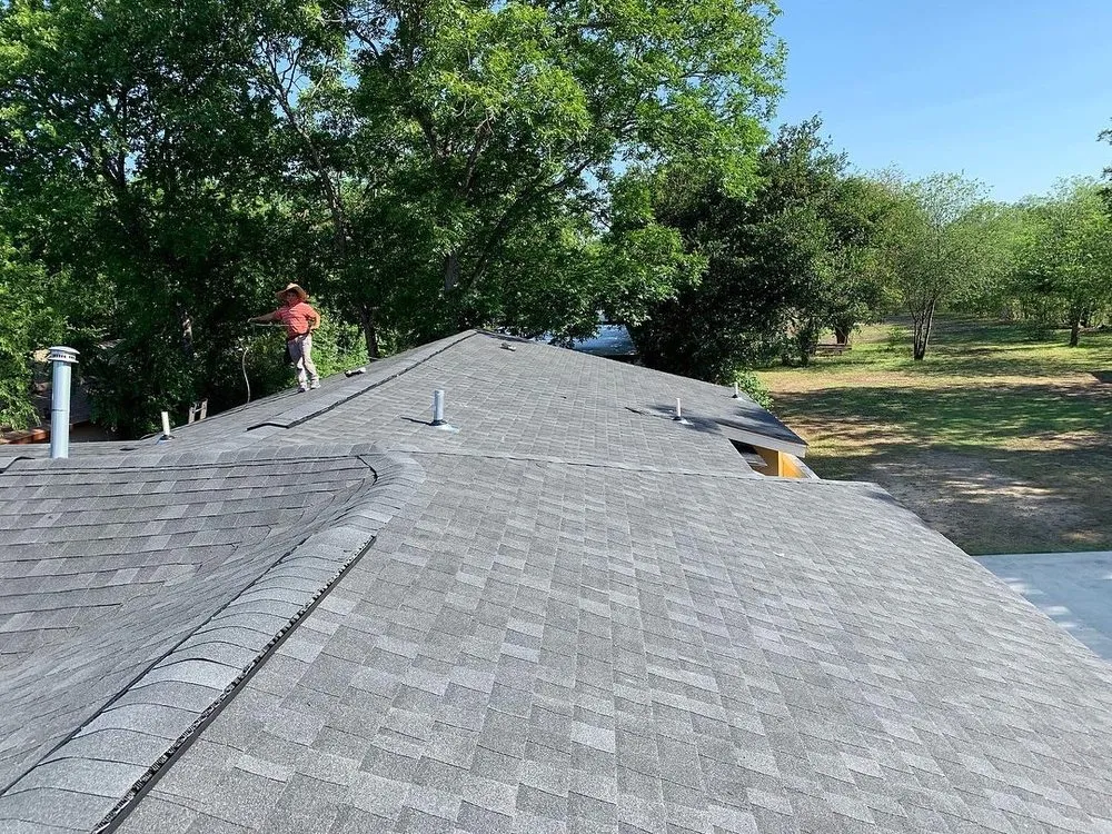 Slide of Roofing United