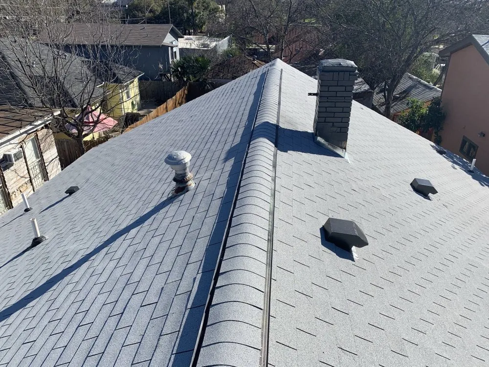 Slide of Roofing United