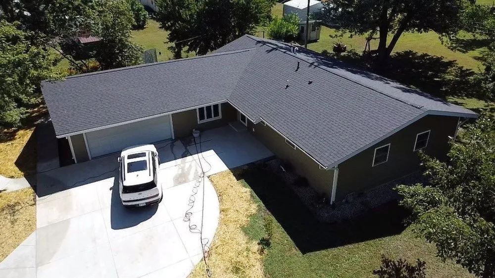 Slide of Roofing USA