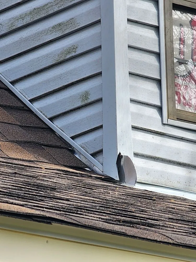 Slide of Roofing World