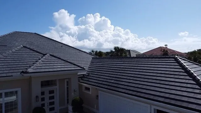 Expert roof installation for fast service in St Petersburg, FL by Roofing.Co & Air