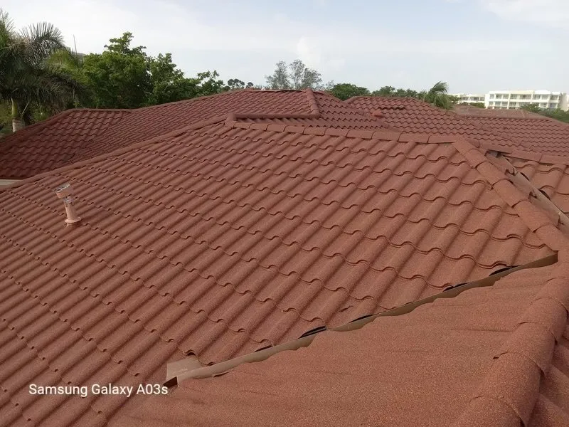 Local roof leak repair in St Petersburg, FL - Roofing.Co & Air