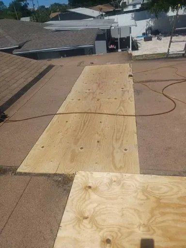 Local shingle roofing service with free inspection across St Petersburg, FL - Roofing.Co & Air