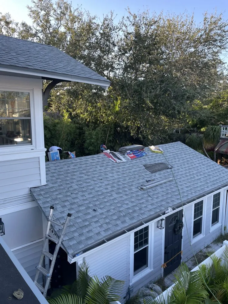 Top-rated roof installation for residential properties in St Petersburg, FL by Roofing.Co & Air