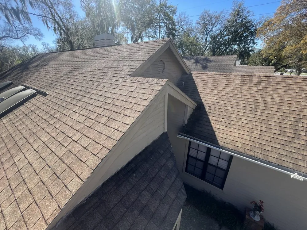 Reliable flat roof repair experts serving St Petersburg, FL - Roofing.Co & Air